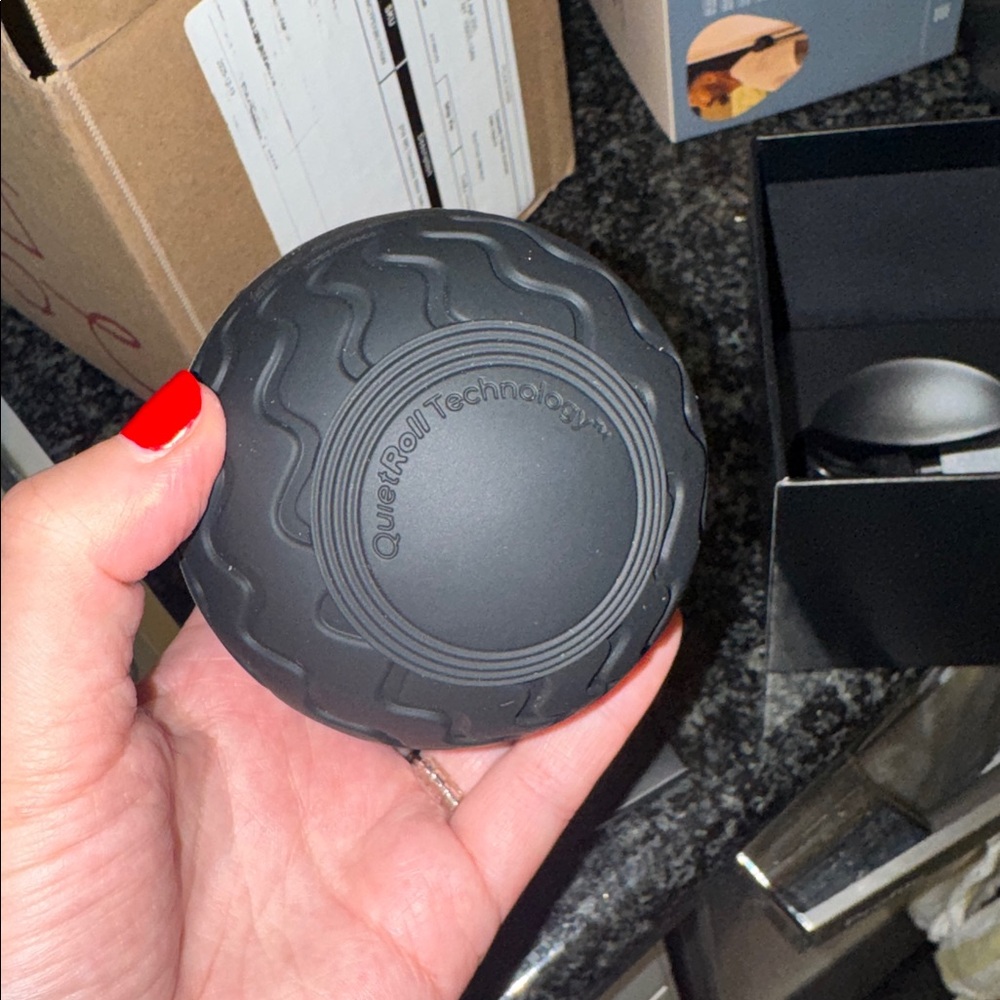 NWT Therabody WaveSolo Vibrating Massage Ball - Picture 14 of 15